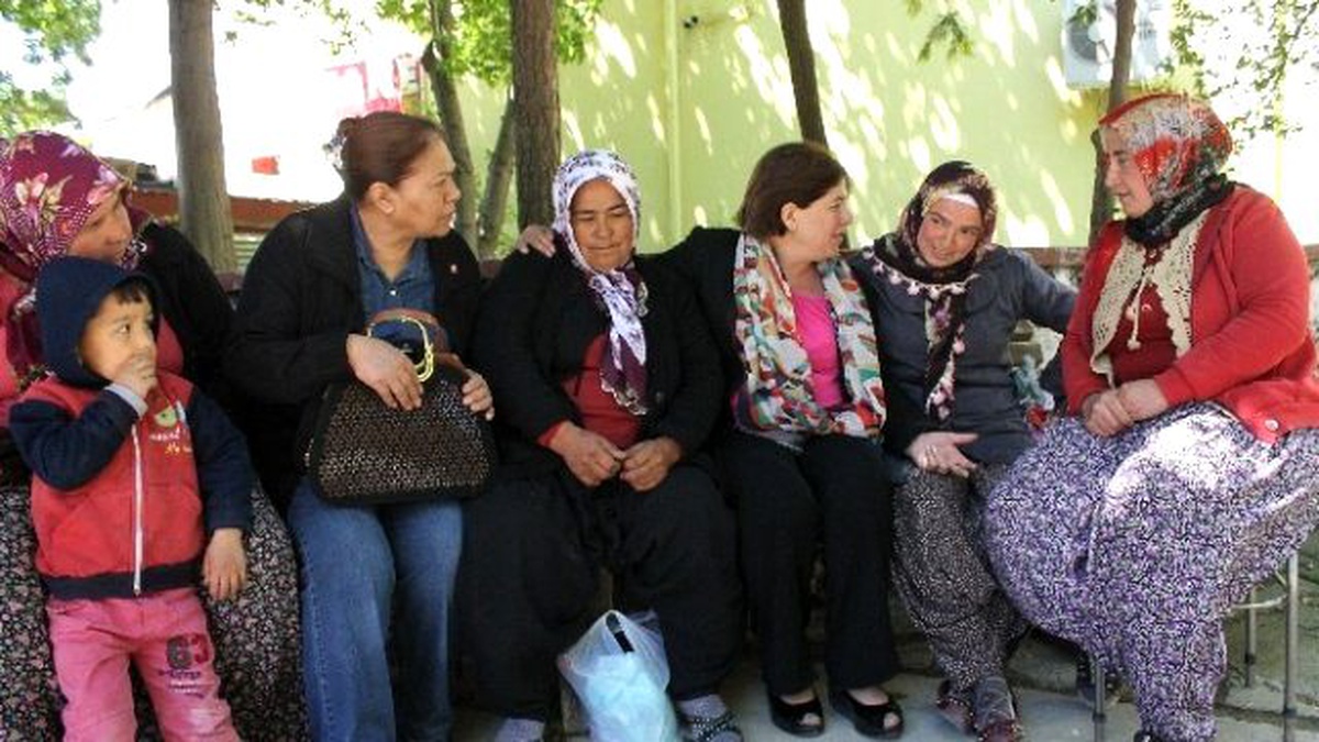 CHP\'li Türkmen, Kadınlarla Bir Araya Geldi