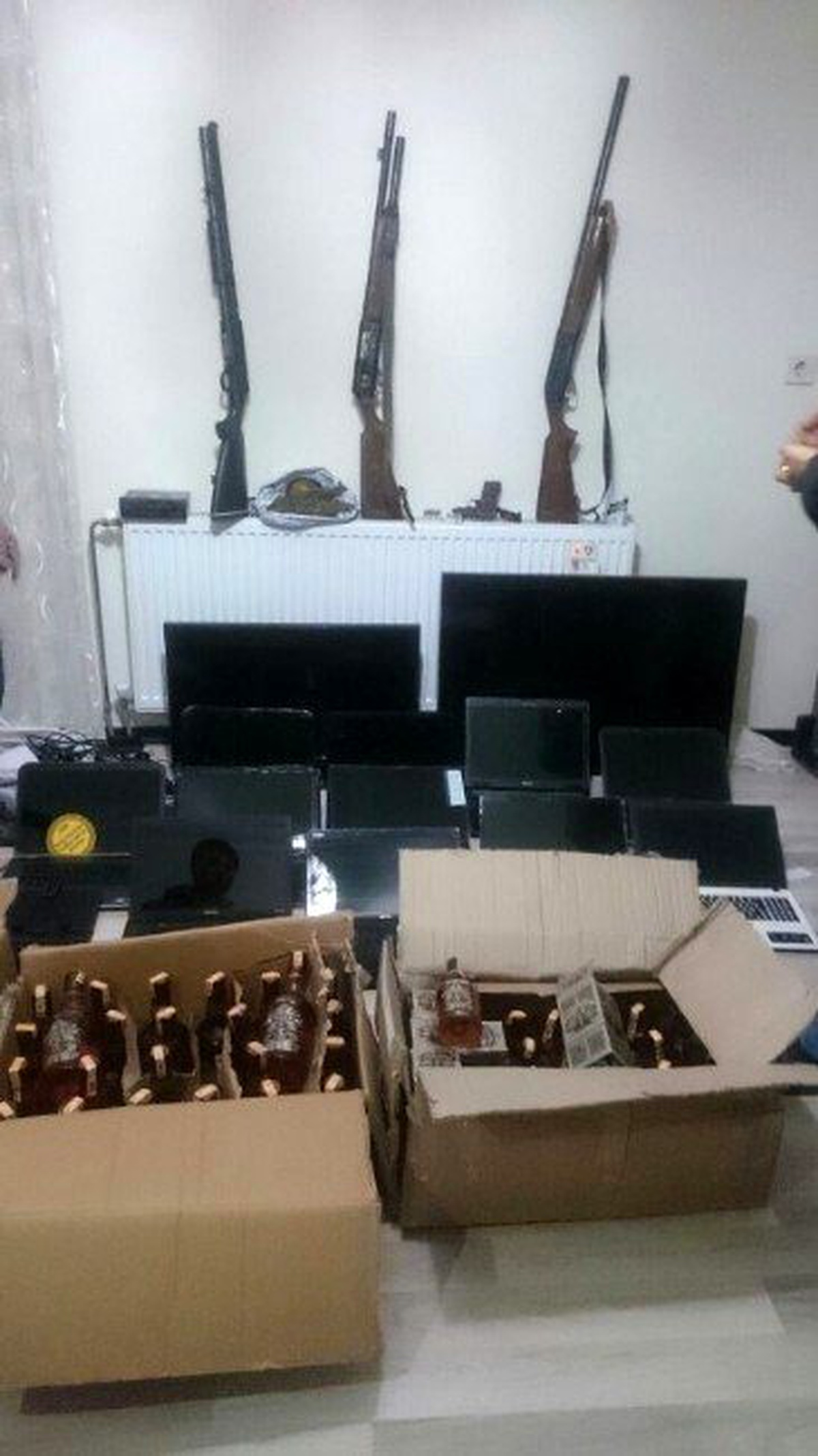 Denizli\'de 22 Ayrı Suçtan Aranan Zanlı, Polis Tarafından Yakalandı
