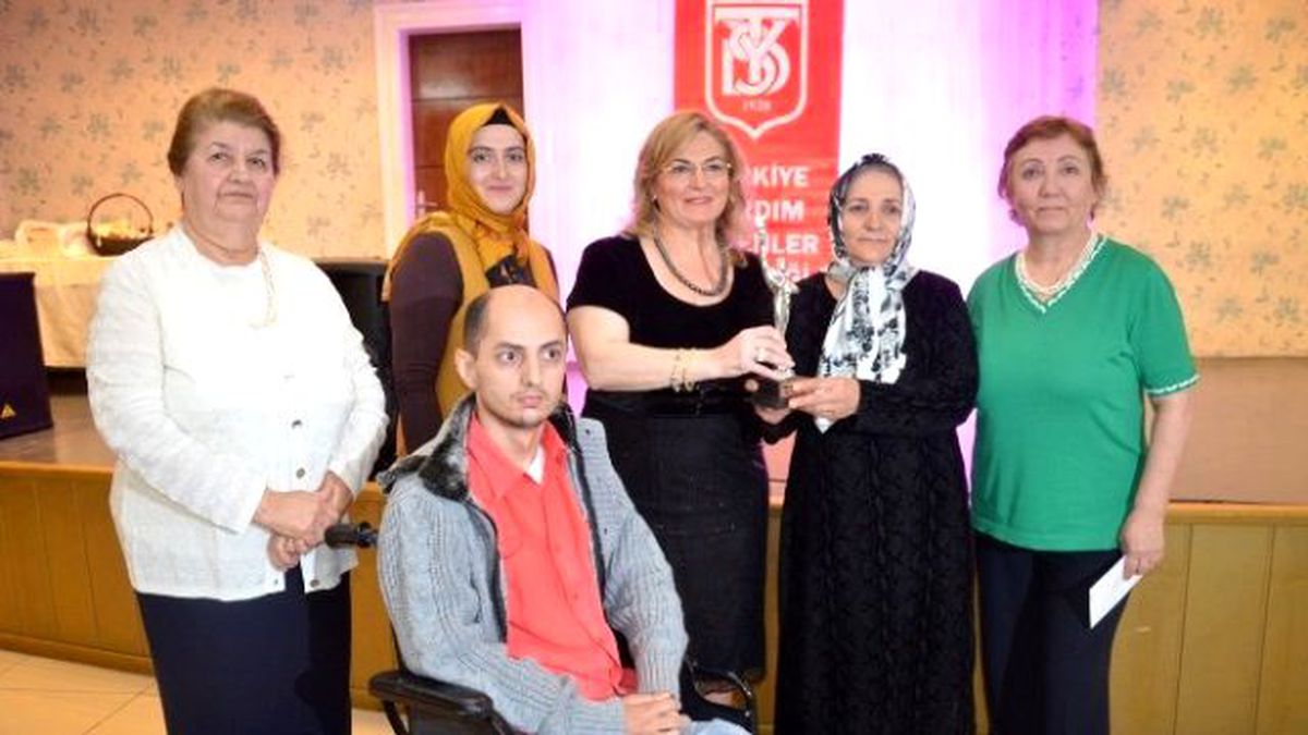 Fatsa\'da Yılın Annesi Fatma Kök
