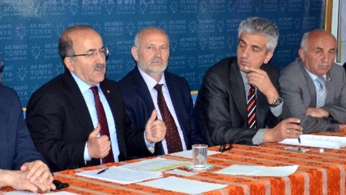 Gümrükçüoğlu Tonya\'da Mahalle Muhtarları ile Buluştu