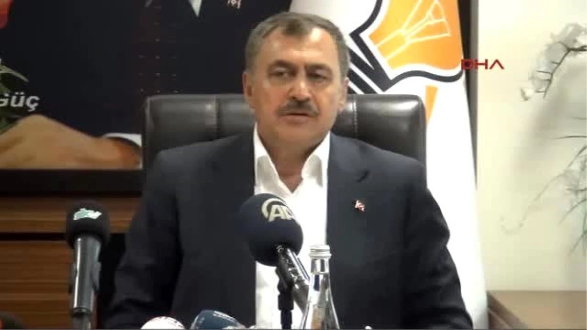 İzmir - Bakan Eroğlu, Kocaoğlu\'na Şube Müdürünün Yanıt Vereceğini Söyledi