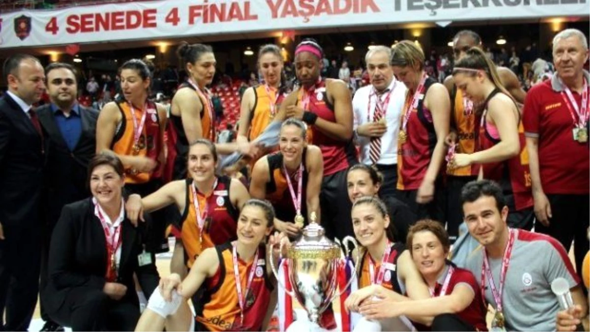 Kadınlar Basketbol Ligi\'nde Şampiyon Galatasaray Odeabank