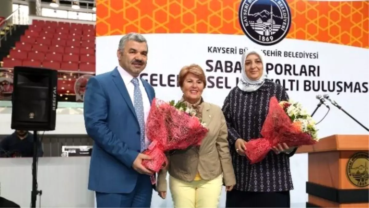 Kadınlar, Parklarımıza Değer Katıyor"