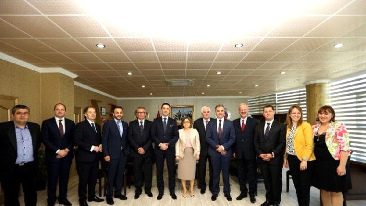 Karadağ, Gaziantep\'e Çıkarma Yaptı