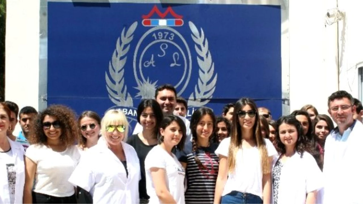 Marmaris\'te Lys Adaylarına Ücretsiz Dershane Projesi