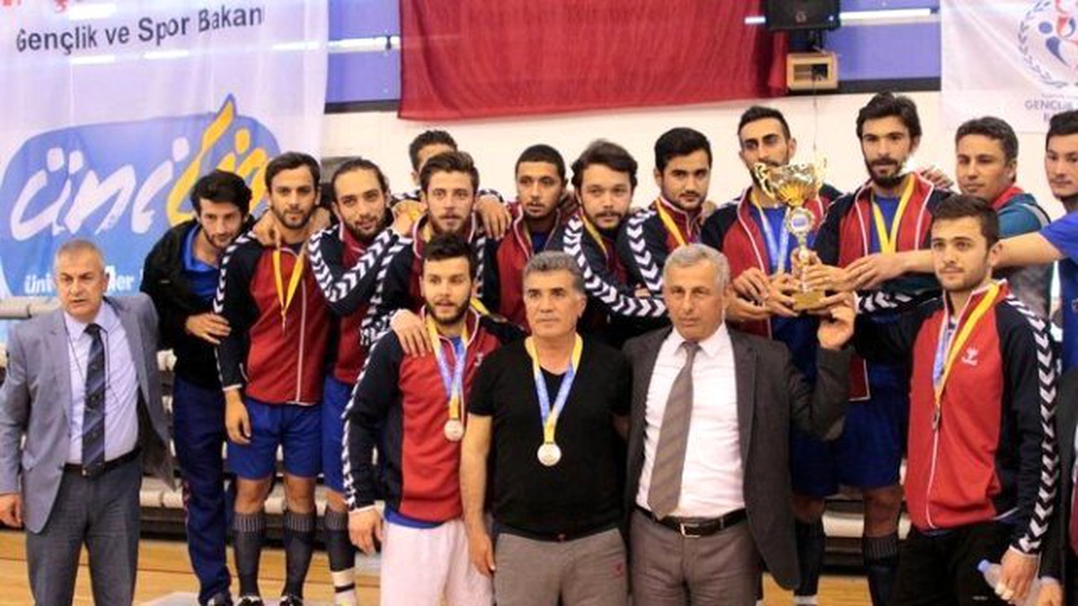 Mskü Futsal Takımı Türkiye 2\'ncisi