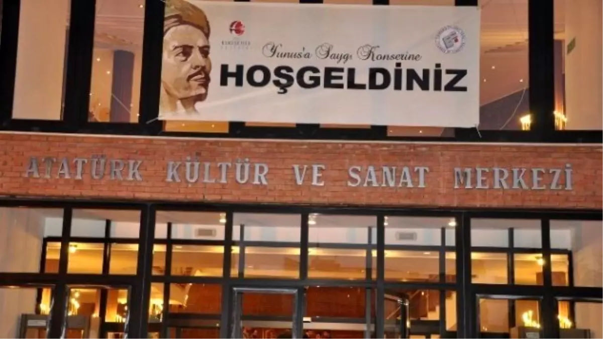 Yunus\'a Saygı Konseri Büyüledi