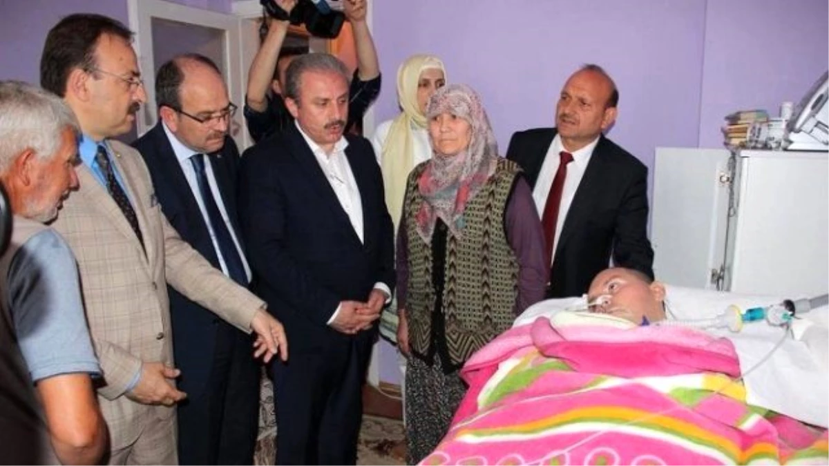AK Parti Genel Başkan Yardımcısı Mustafa Şentop\'tan, Fedakar Anneye Anlamlı Ziyaret