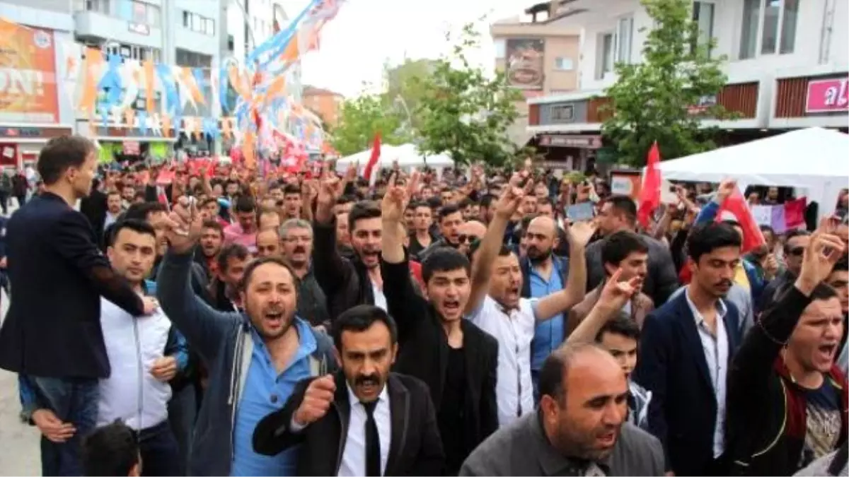 Bolu\'da 2 Kişi Bıçaklandı, Hdp İl Başkanı ve 11 Kişi Gözaltında (2)