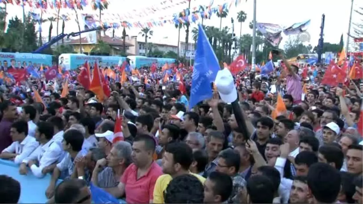 Davutoğlu: "Şiddete Son, Teröre Son, Fitneye Son, Sadece Birliğe Evet"