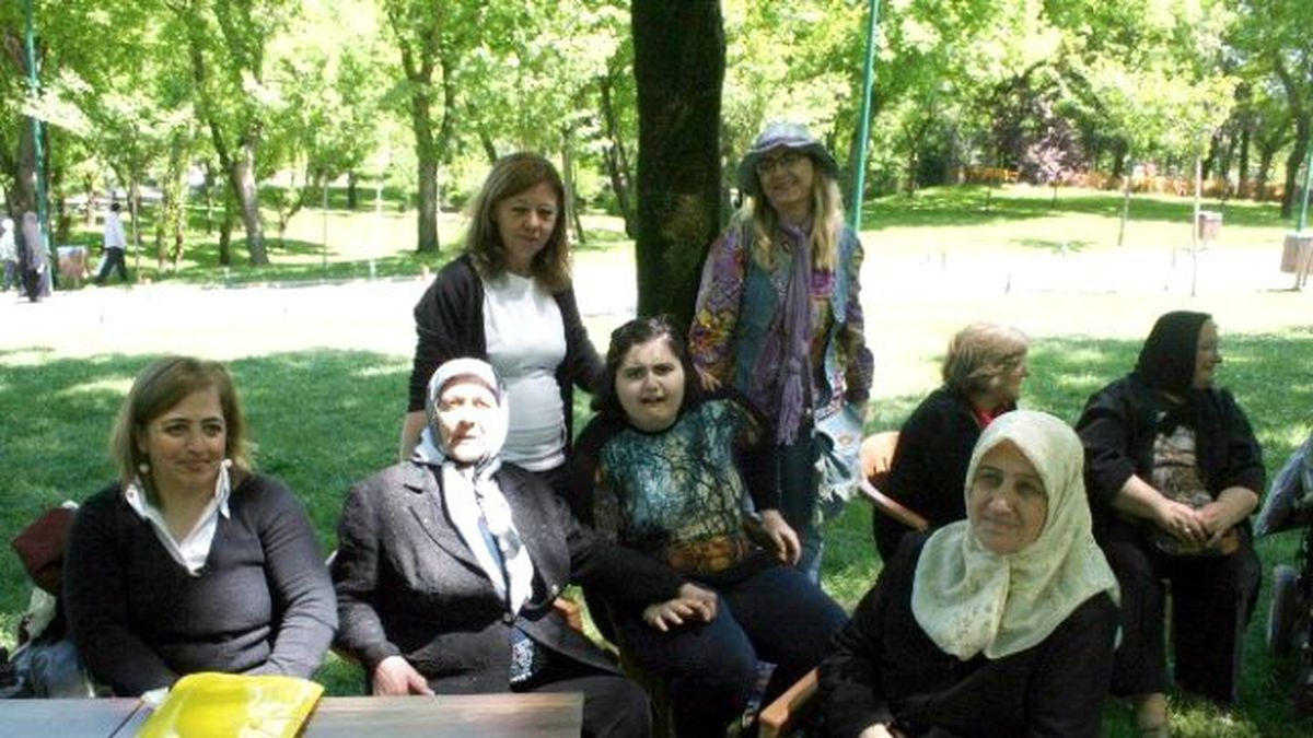 Engelli Anneler Anneler Gününde Buluştu