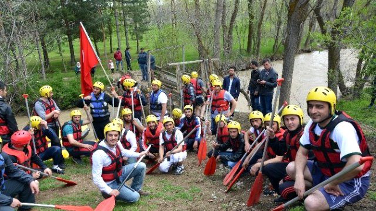 Kelkit\'te 3. Geleneksel Rafting Şenliği Yapıldı