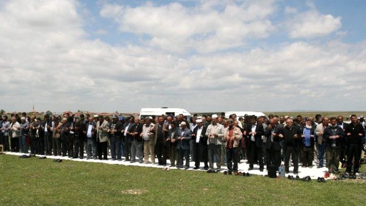 Kulu\'da Şükür ve Yağmur Duası Yapıldı
