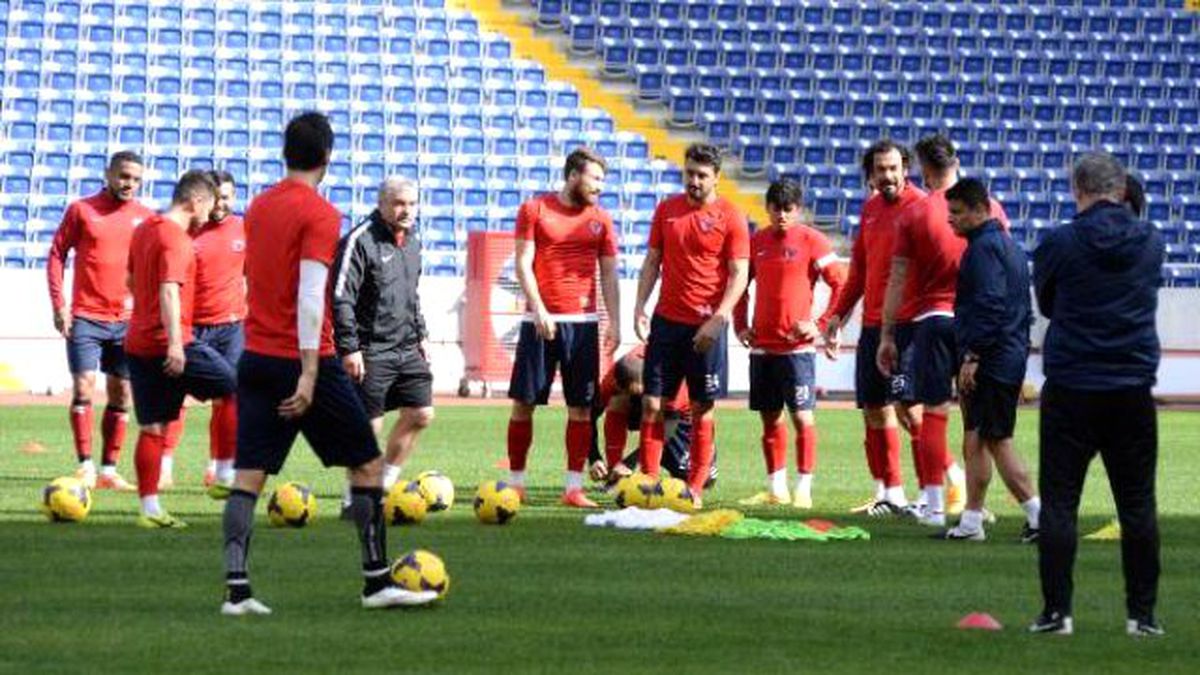 Mersin İdmanyurdu\'nda Rota Galatasaray