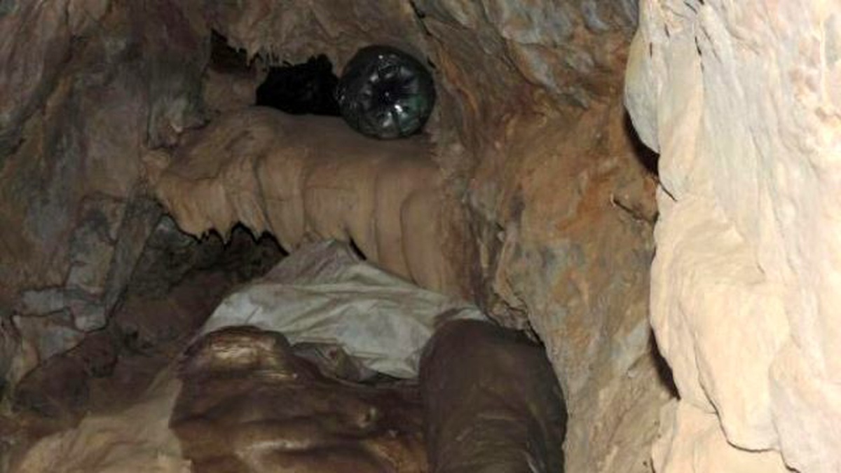 Mağarada PKK\'ya Ait Mühimmat Ele Geçirildi