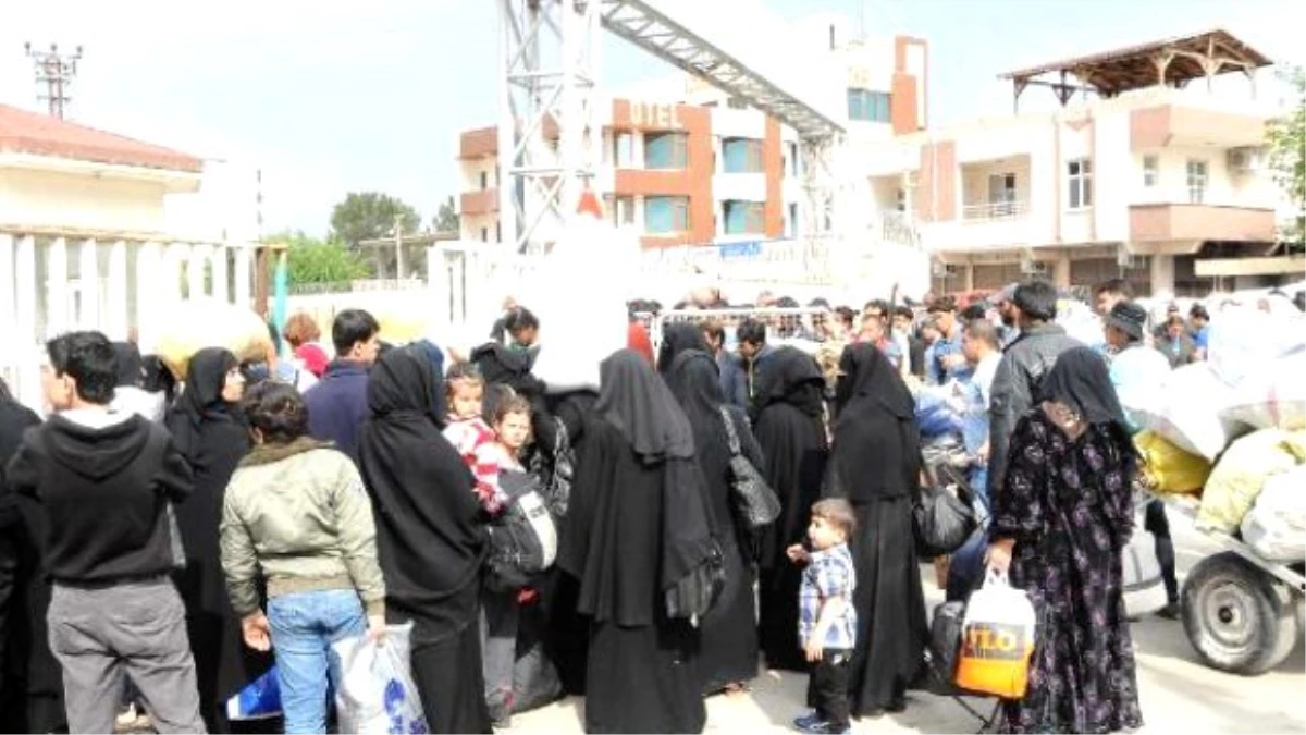 300 Suriyeli Ülkesine Döndü