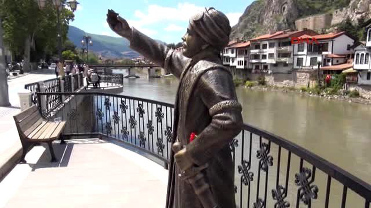 Amasya Selfie Çeken Şehzade Heykeline İkinci Saldırı