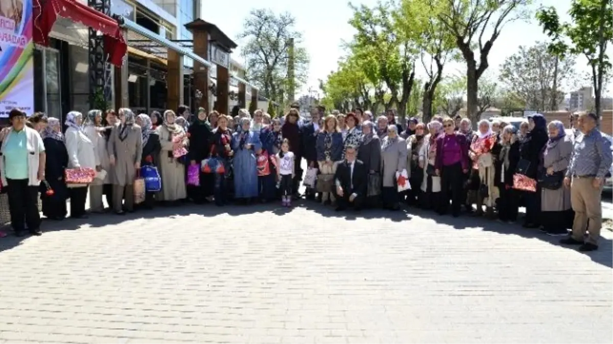 Başkan Ataç Şehit Annelerini Ağırladı