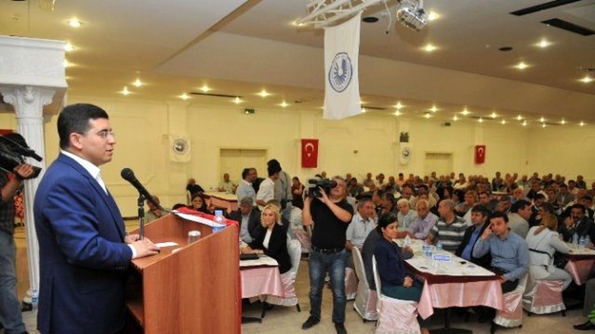 Başkan Tütüncü, Akdeniz Sanayi Sitesi\'ne Yapılan Hizmetleri Anlattı