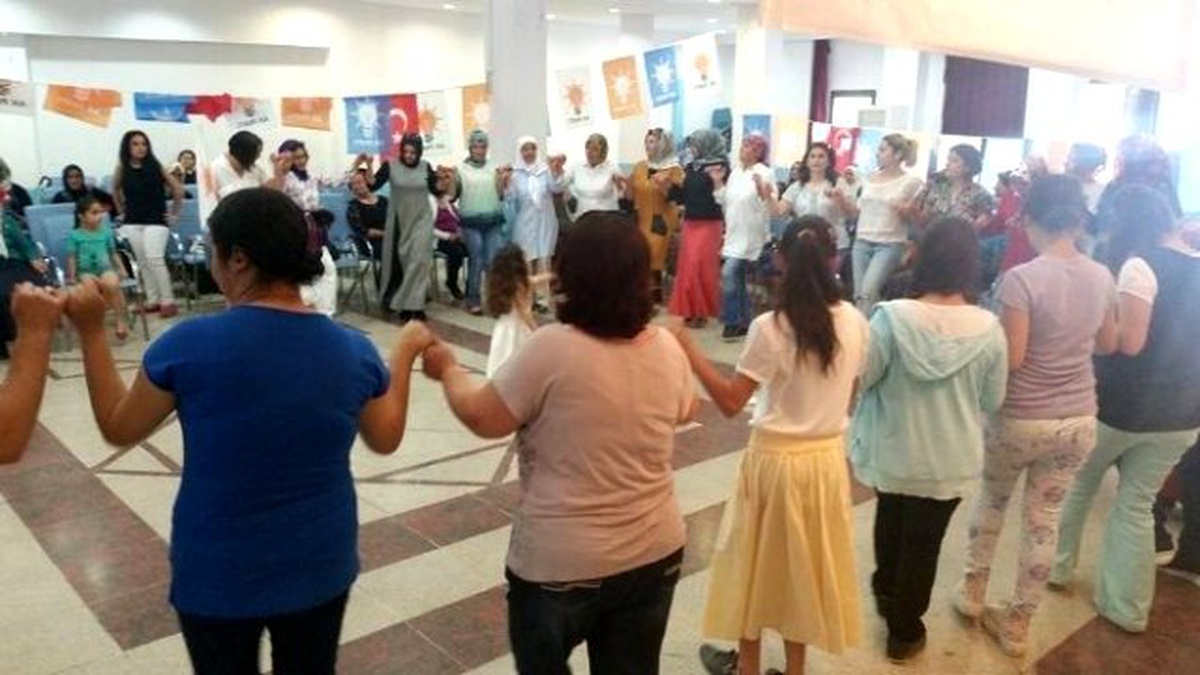 Bodrum\'da Ak Kadınlar, Anneler Günü\'nü Birlikte Kutladı