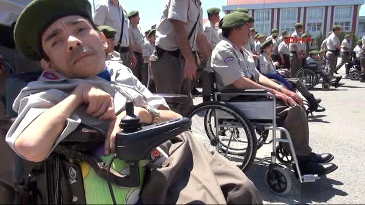 İzmit Engelli Gençler, 1 Günlüğüne Jandarma Oldu