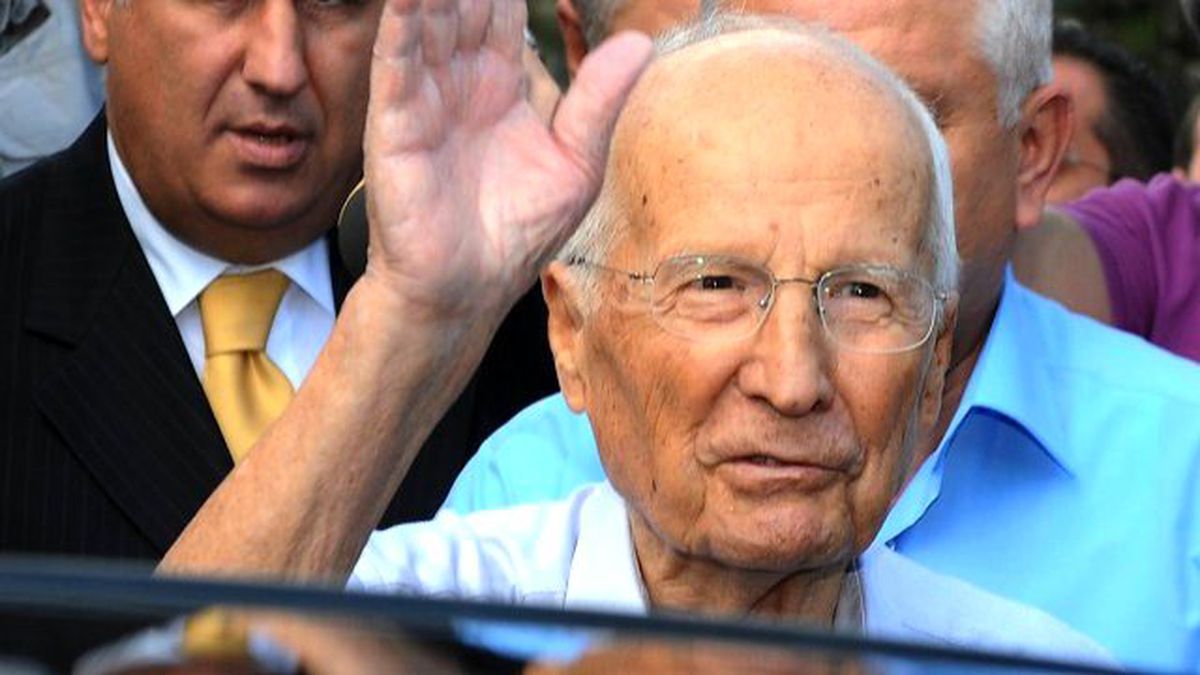 Kenan Evren'in Öleceğini Saatler Öncesinden Bildi