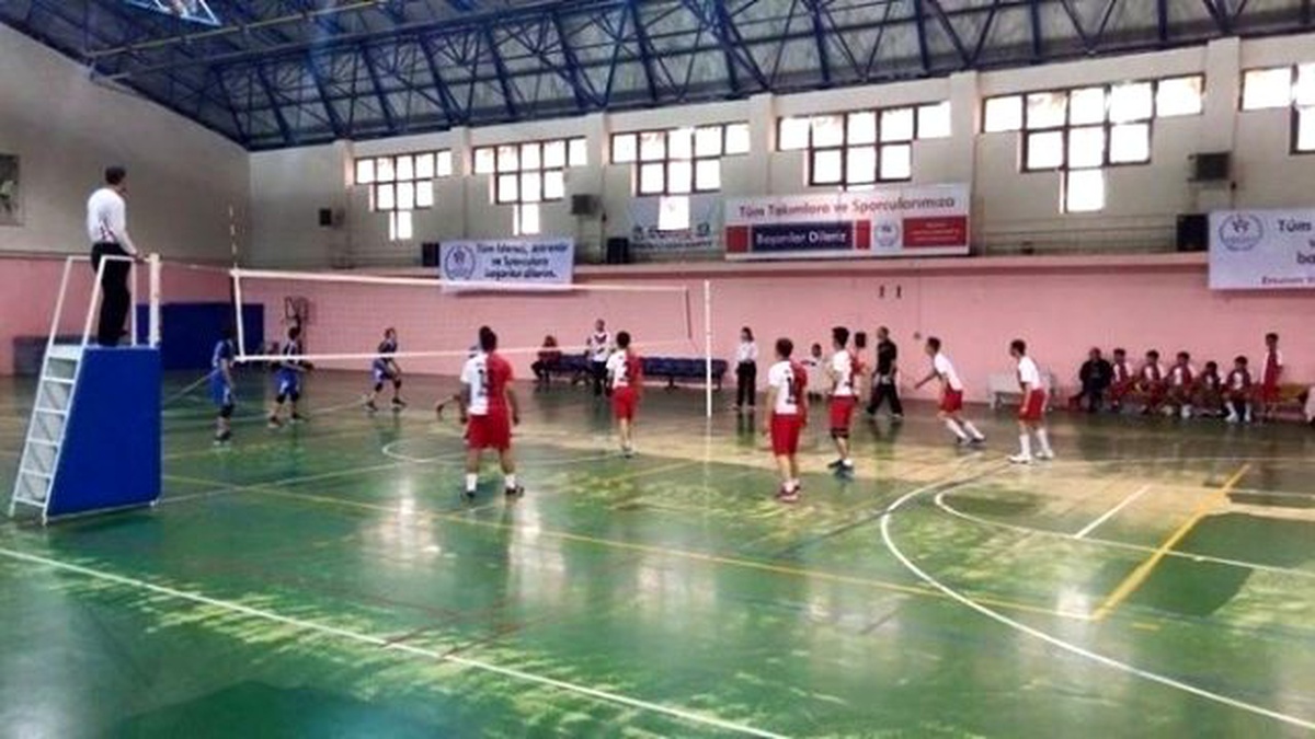 Nene Hatun Kız Yetiştirme Yurdu ve Çocuk Yuvası Voleybolda Gururumuz Oldu