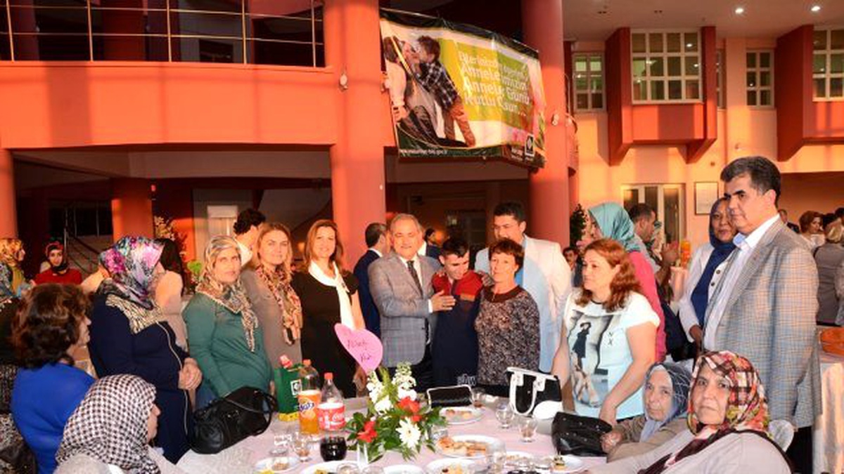 Osmaniye Belediyesi\'nden Anneler Günü Özel Programı