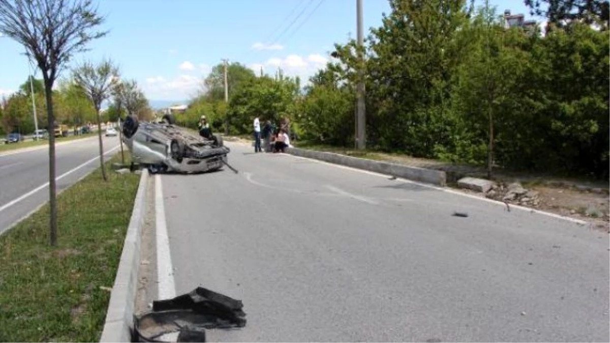 Takla Atan Otomobilden Kurtuldu, Hasara Üzüldü