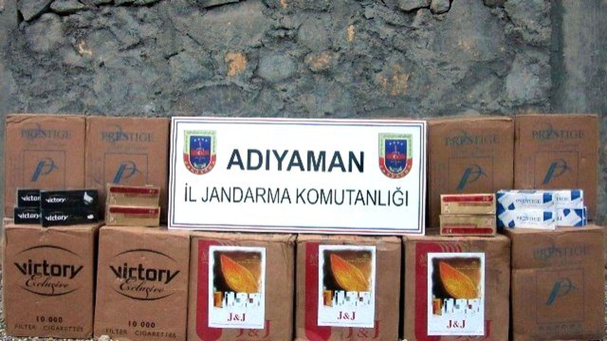 Adıyaman\'da 30 Bin Paket Kaçak Sigara Ele Geçirildi