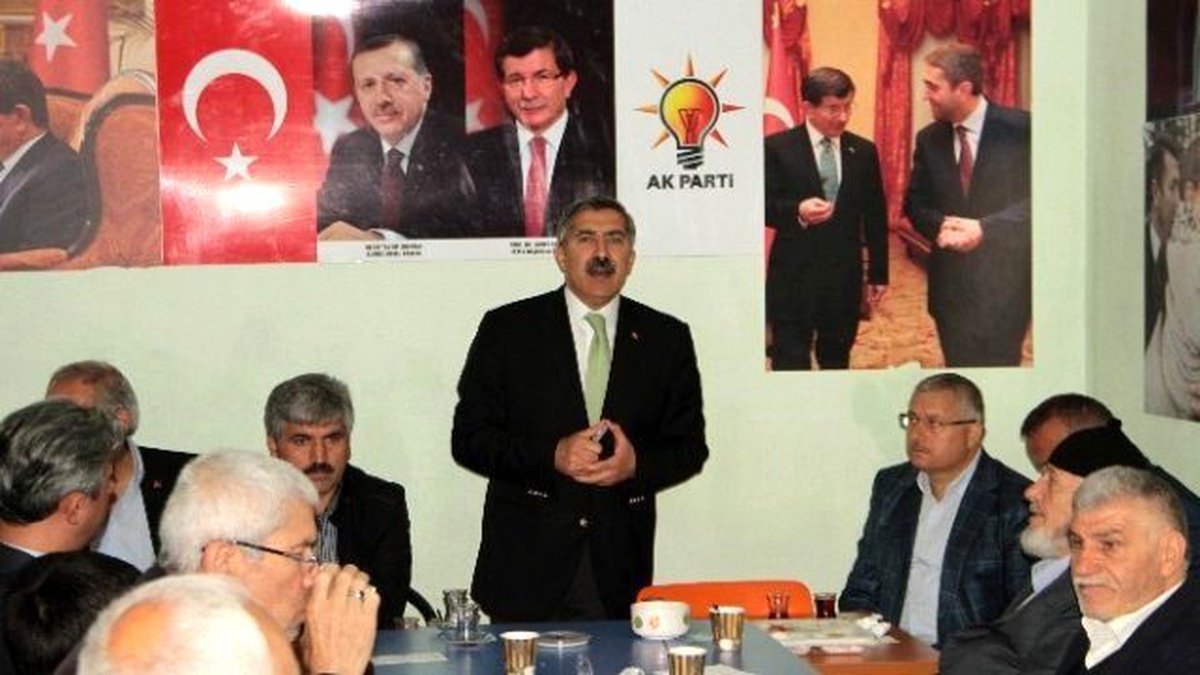 AK Parti\'li Yayman, Çekmeköy\'de Cemevini Ziyaret Etti