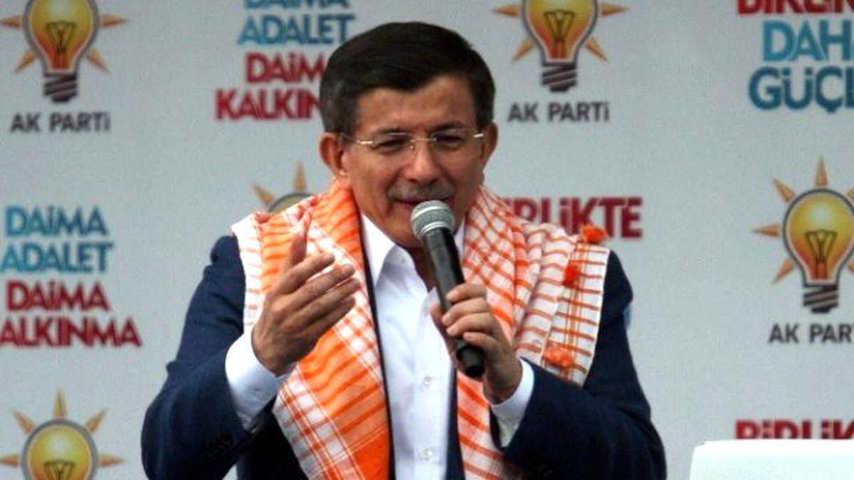 Başbakan Davutoğlu Burdur\'da (1)