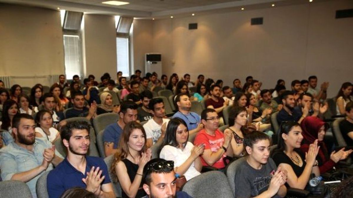 Başkan Piriştina\'dan Gençlik Merkezi Müjdesi
