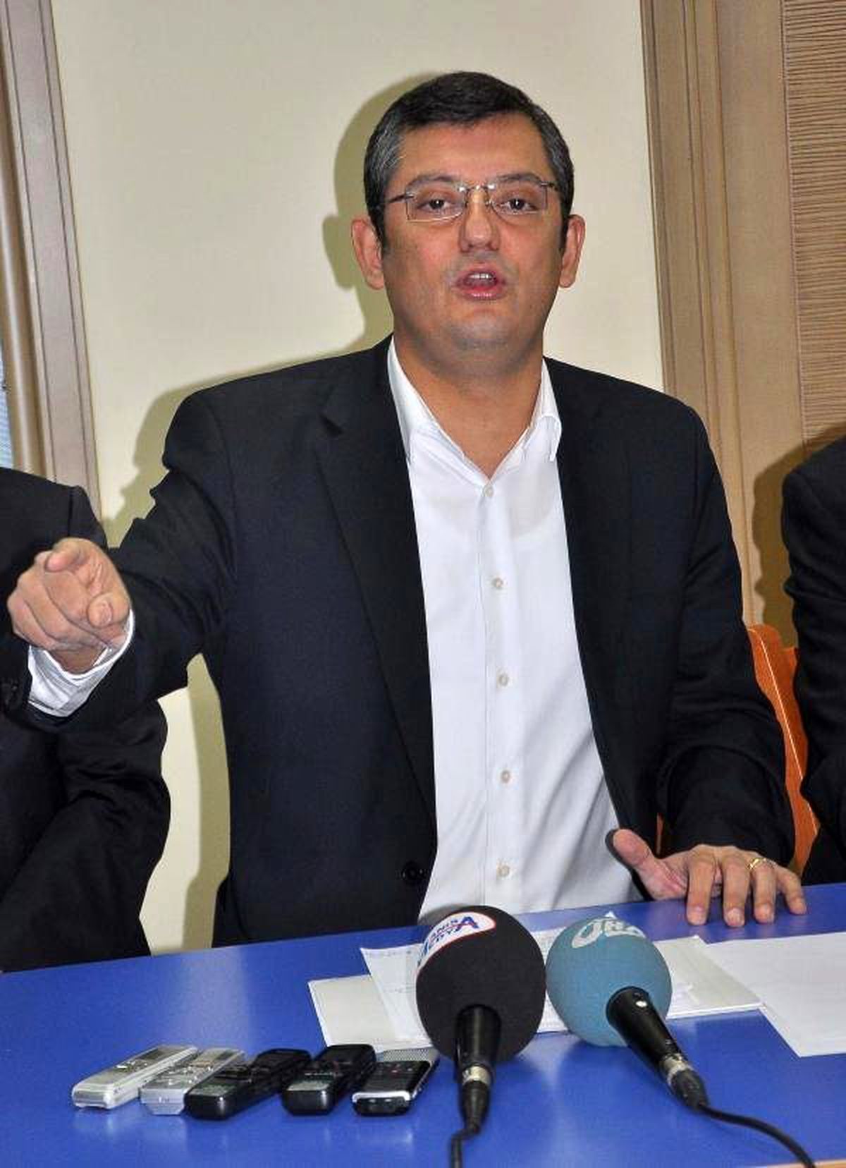 CHP\'li Özel: Soma Ülkemizin Önlenebilir Trajedisi, Yaşadığımız En Büyük İşçi Katliamıdır