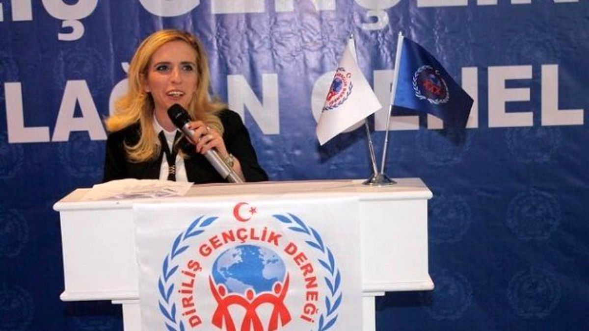 Diriliş Gençlik Derneği Kongresini Gerçekleştirdi