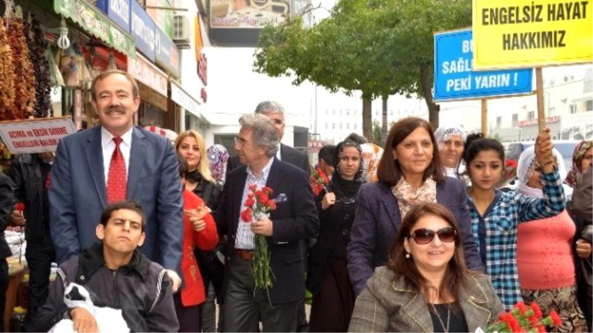 Eş Başkanlar Mutlu ve Türk Engelliler Haftası\'nı Kutladı