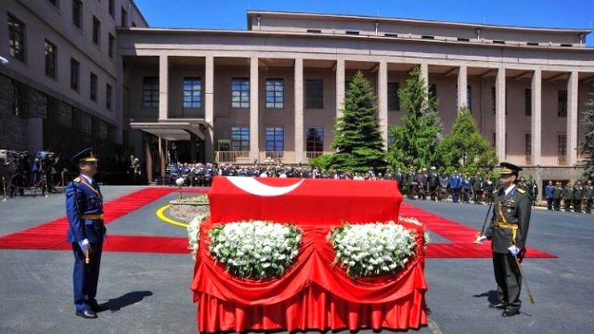 Genelkurmay Başkanlığı, Evren İçin Düzenlenen Törenin Fotoğraflarını Paylaştı