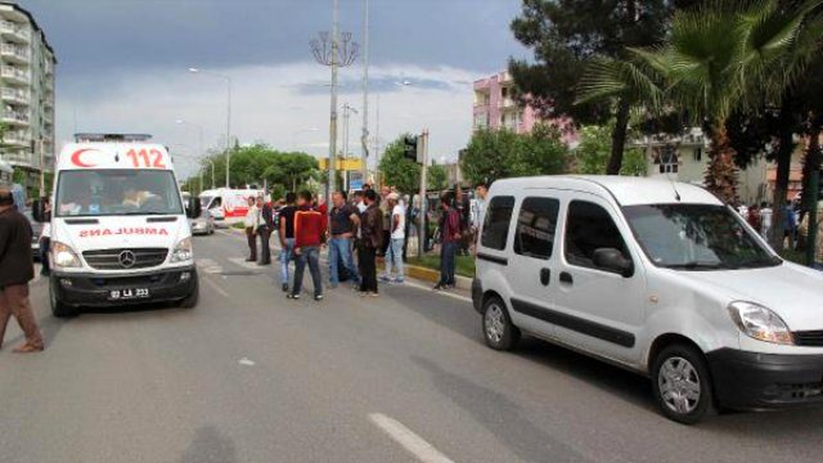 Hafif Ticari Aracın Çarptığı Yaya Yaralandı