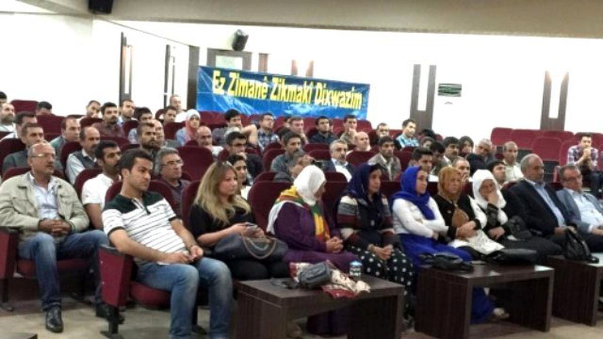 İHD, Kürtçe Dil Paneli Düzenledi