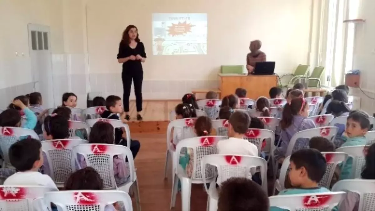 İlkokul Öğrencilerine 'Kişisel Hijyen' Eğitimi