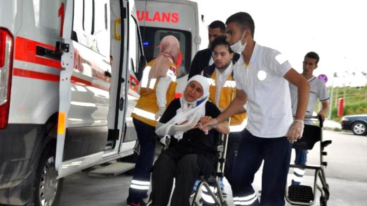 Karaman\'da İşçi Servisi Devrildi: 22 Yaralı