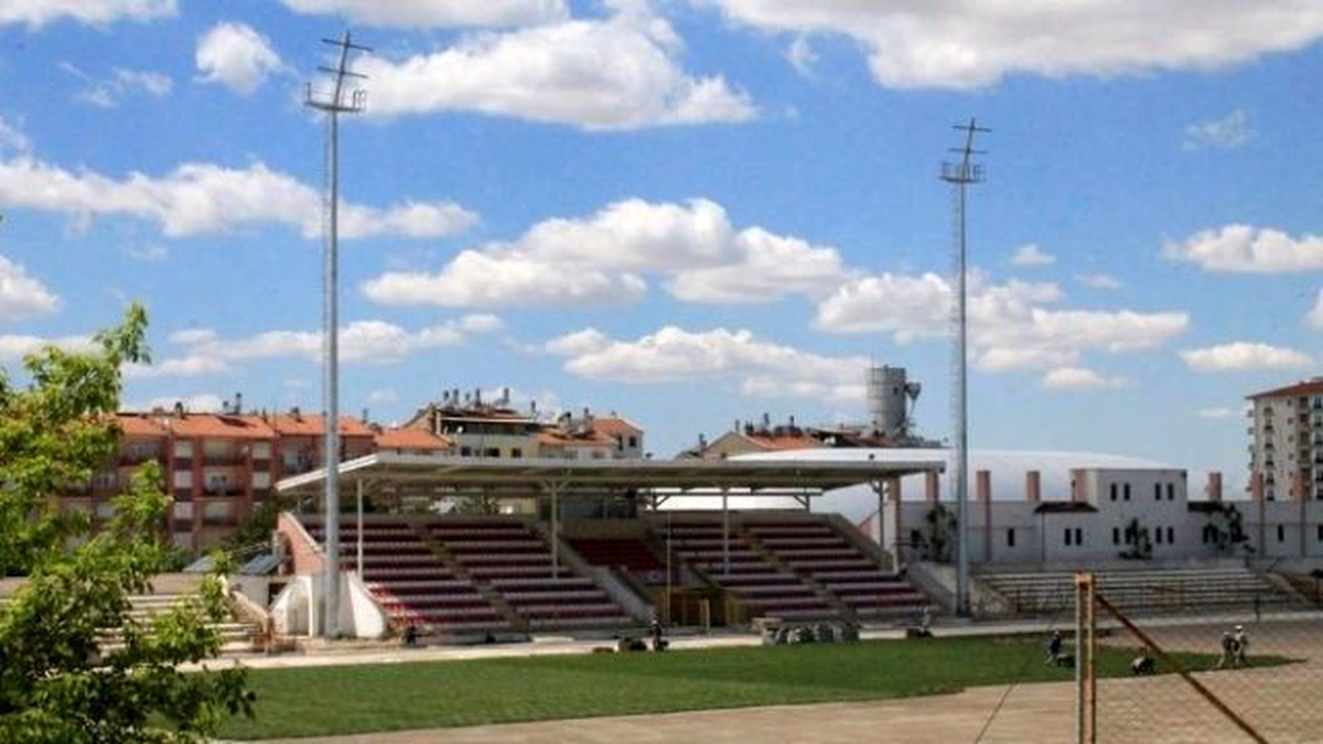 Kemal Kaynaş Stadyumu Yenileniyor