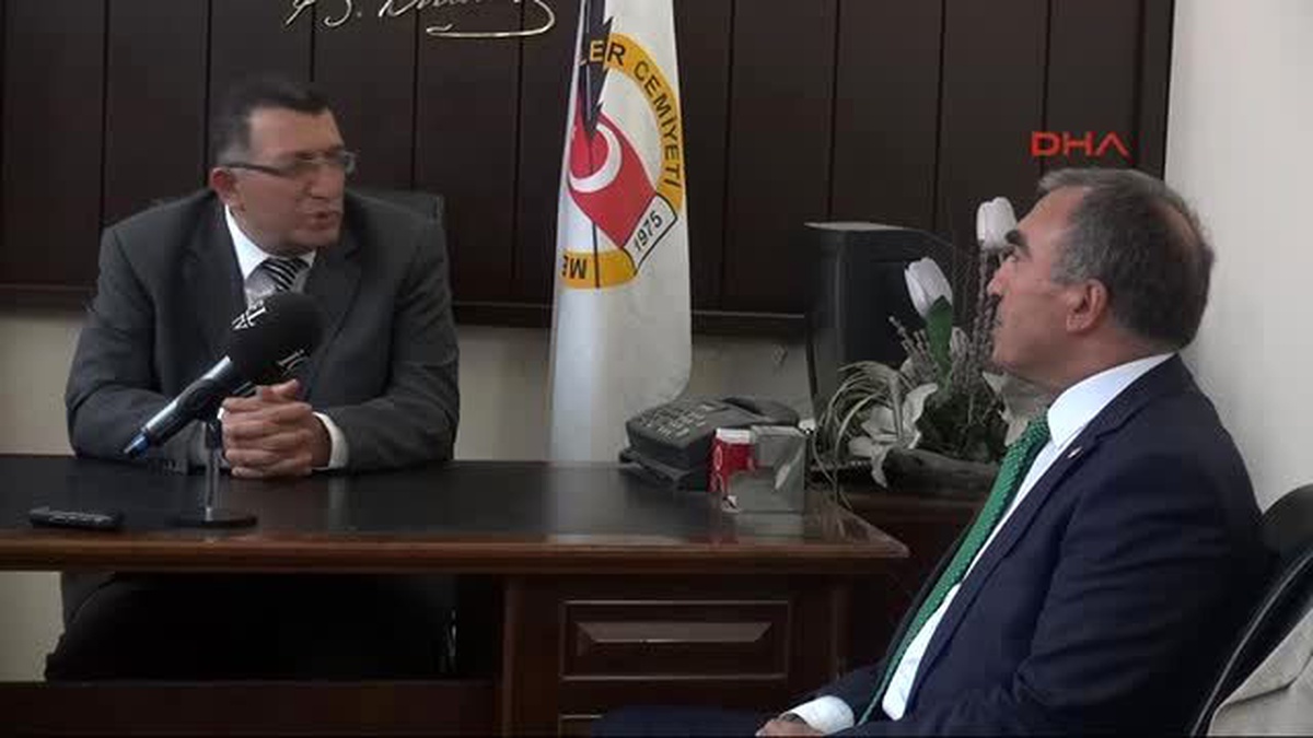 Mersin MHP\'li Öztürk Cumhurun Başı Anayasa\'yı Çiğniyor