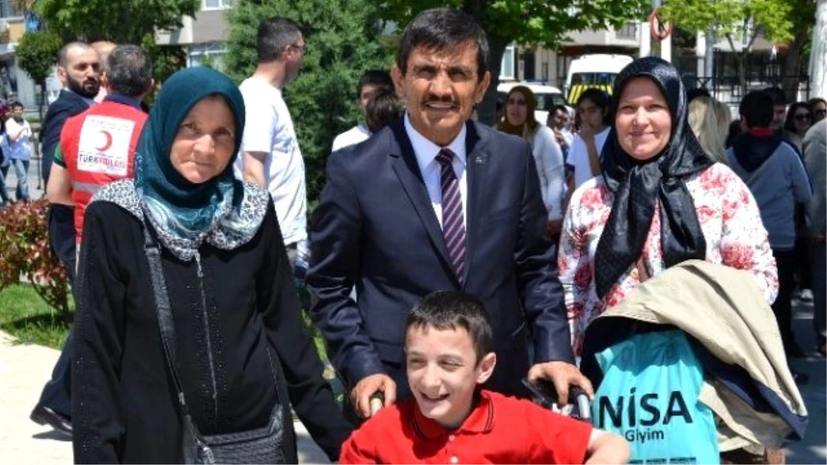 MHP\'li Erdem Karakoç: "Engelli Konusunu Parti Programı Yapan İlk Biziz"