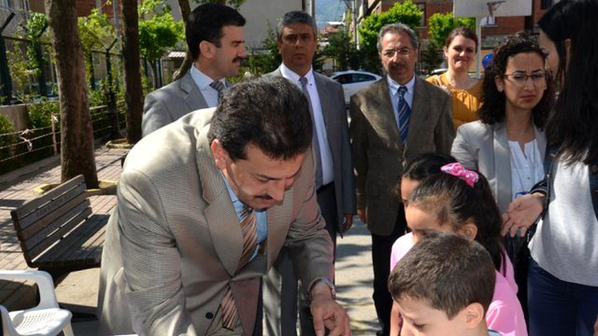 Sağlıklı Dişler İçin Günde İki Kez İki Dakika