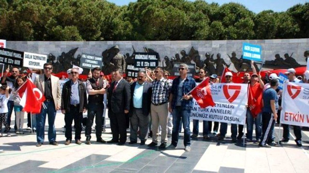 Savdes-sen Çanakkale\'ye Çıkarma Yaptı
