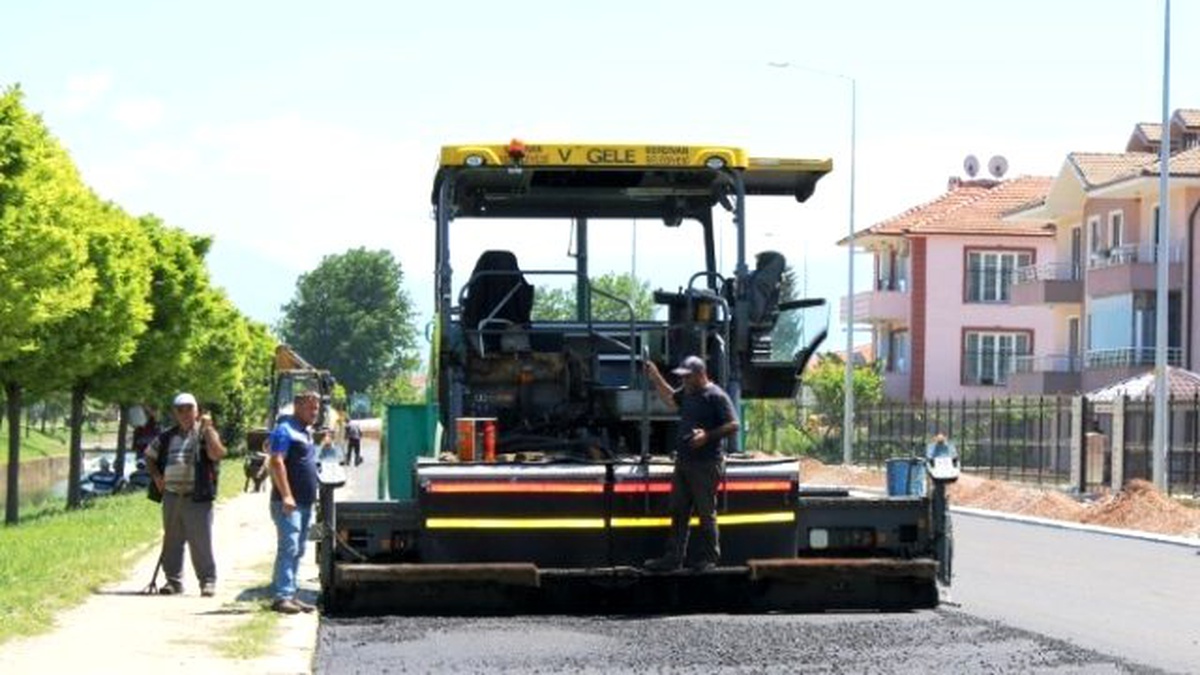 Serdivan\'ın Kuzey Girişi "17. Cadde" Yeni Yüzüyle Ulaşıma Hazır