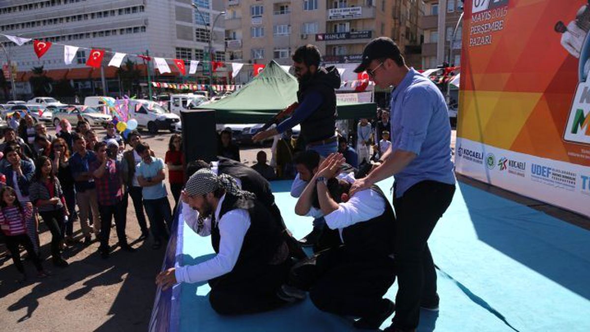 Suriyeli Öğrenciler Ağlattı