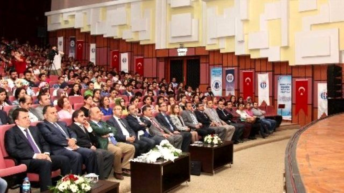 Talha Uğurluel ile GAÜN\'de Çanakkale Sohbeti