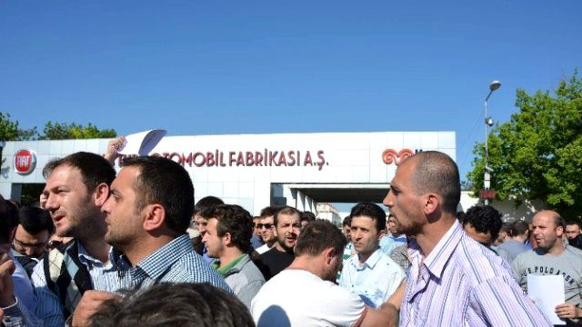 Tofaş İşçileri Mess\'ten İstifa Etti